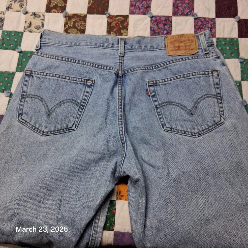 Vintage 2004 Levis 550 Blue Jeans‎ Size 36x34 Relaxed Fit Made in USA Y2K 90s